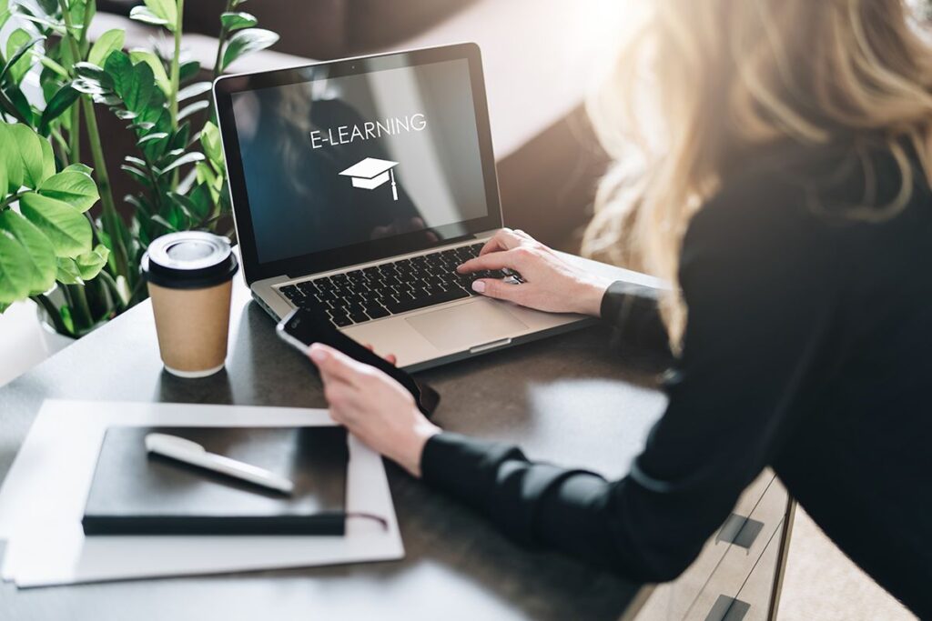How to Make Your First $100 Online Using Free AI Tools